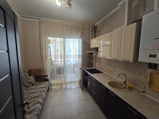 Продам однокомнатную (1-комн.) квартиру, Прасковеевская ул, 9, Геленджик г