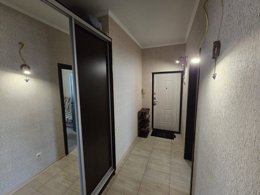 Продам однокомнатную (1-комн.) квартиру, Прасковеевская ул, 9, Геленджик г