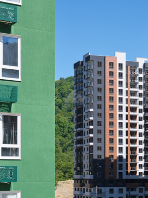 Продам двухкомнатную (2-комн.) квартиру (долевое), Искры (Адлерский р-н) ул, 66/10, Сочи г