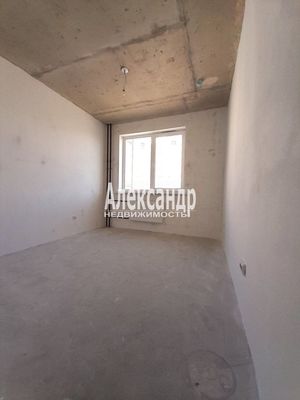 Продам однокомнатную (1-комн.) квартиру, Воронцовский б-р, 21к2, Мурино п