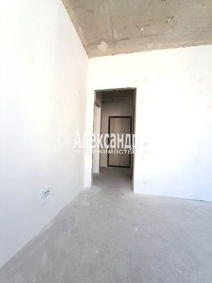 Продам однокомнатную (1-комн.) квартиру, Воронцовский б-р, 21к2, Мурино п