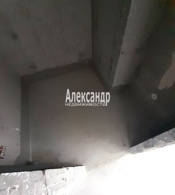 Продам однокомнатную (1-комн.) квартиру, Воронцовский б-р, 21к2, Мурино п