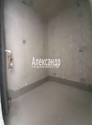 Продам однокомнатную (1-комн.) квартиру, Воронцовский б-р, 21к2, Мурино п