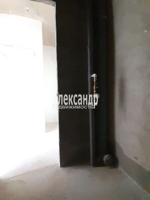 Продам однокомнатную (1-комн.) квартиру, Воронцовский б-р, 21к2, Мурино п