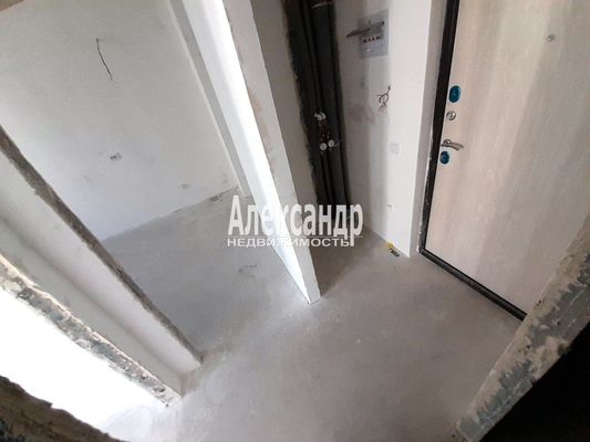 Продам однокомнатную (1-комн.) квартиру, Воронцовский б-р, 21к2, Мурино п
