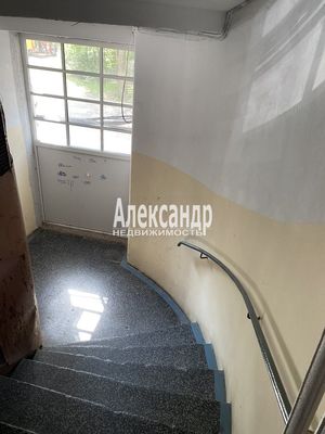 Продам трехкомнатную (3-комн.) квартиру, Московский пр-кт, 7, Выборг г