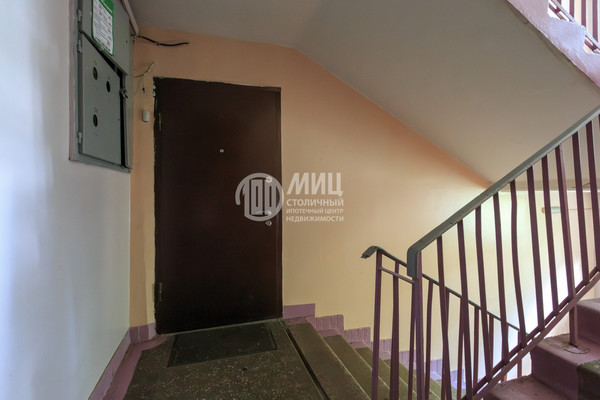 Продам двухкомнатную (2-комн.) квартиру, Советская (Железнодорожный мкр.) ул, 22, Балашиха г