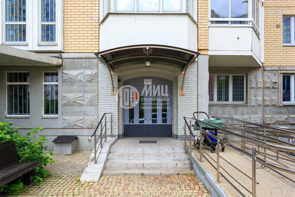 Продам двухкомнатную (2-комн.) квартиру, Бориса Пастернака ул, 35, Внуковское п