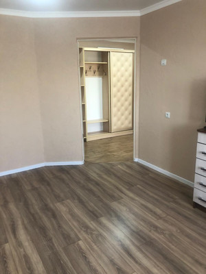 Продам двухкомнатную (2-комн.) квартиру, Ленина ул, 11, Подгорный п