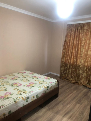 Продам двухкомнатную (2-комн.) квартиру, Ленина ул, 11, Подгорный п