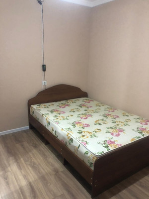 Продам двухкомнатную (2-комн.) квартиру, Ленина ул, 11, Подгорный п