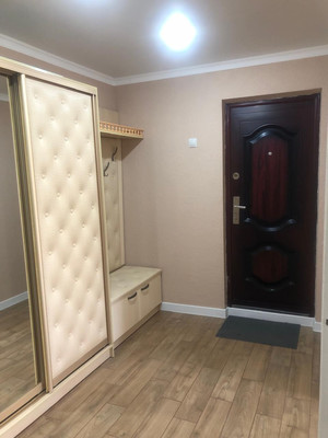 Продам двухкомнатную (2-комн.) квартиру, Ленина ул, 11, Подгорный п