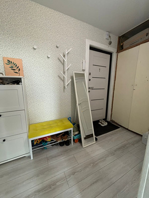 Продам двухкомнатную (2-комн.) квартиру, Трудящихся б-р, 21, Колпино г