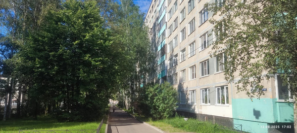Продам двухкомнатную (2-комн.) квартиру, Трудящихся б-р, 21, Колпино г