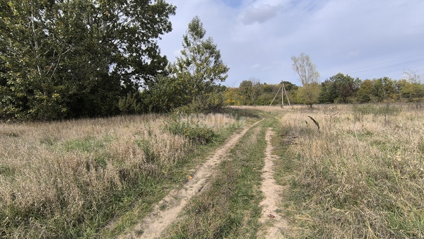 Продам участок 31,89 соток, ИЖС, Комсомольская ул, 22, Ленинский х, 0 км от города