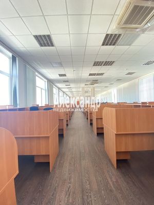 Сдам офисное помещение 377,7 м2, Стачек пр-кт, 47к2, Санкт-Петербург г