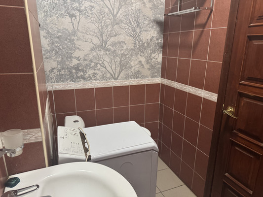 Продам двухкомнатную (2-комн.) квартиру, Мира ул, 90, Краснодар г