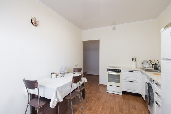 Продам двухкомнатную (2-комн.) квартиру, Петренко ул, 8, Ростов-на-Дону г