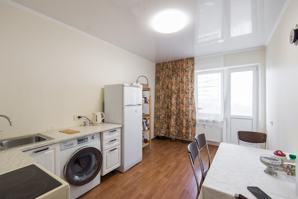 Продам двухкомнатную (2-комн.) квартиру, Петренко ул, 8, Ростов-на-Дону г