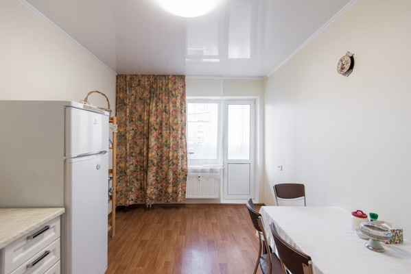 Продам двухкомнатную (2-комн.) квартиру, Петренко ул, 8, Ростов-на-Дону г