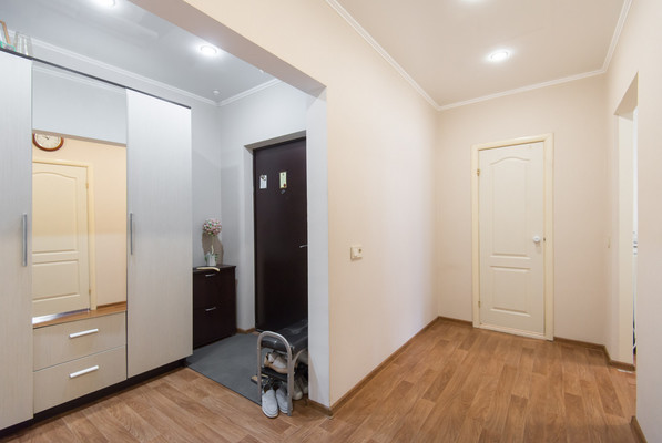 Продам двухкомнатную (2-комн.) квартиру, Петренко ул, 8, Ростов-на-Дону г