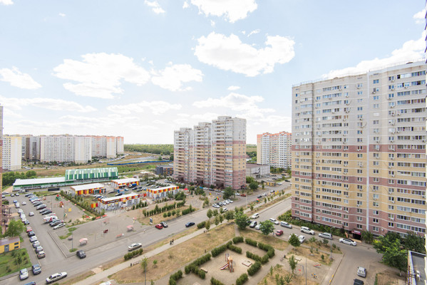 Продам двухкомнатную (2-комн.) квартиру, Петренко ул, 8, Ростов-на-Дону г