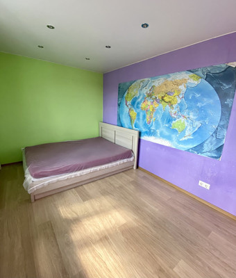 Продам трехкомнатную (3-комн.) квартиру, Карташихина ул, 19, Санкт-Петербург г