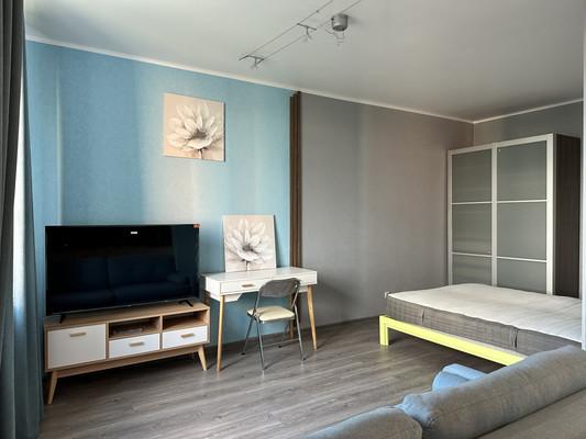 Сдам однокомнатную (1-комн.) квартиру, Ельнинская ул, 6, Москва г