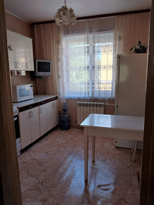 Продам двухкомнатную (2-комн.) квартиру, Коминтерна ул, 34, Нижний Тагил г