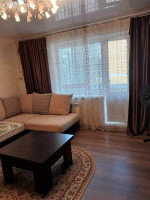 Продам двухкомнатную (2-комн.) квартиру, Коминтерна ул, 34, Нижний Тагил г
