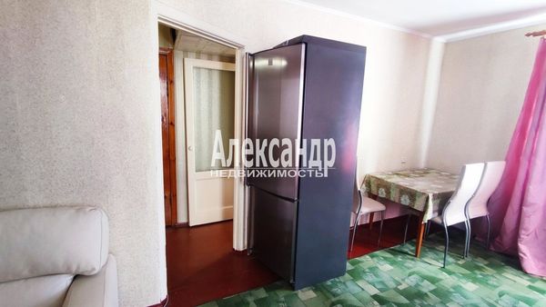 Продам однокомнатную (1-комн.) квартиру, Маяковского ул, 5, Кировск г