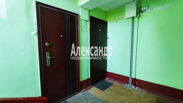 Продам однокомнатную (1-комн.) квартиру, Маяковского ул, 5, Кировск г