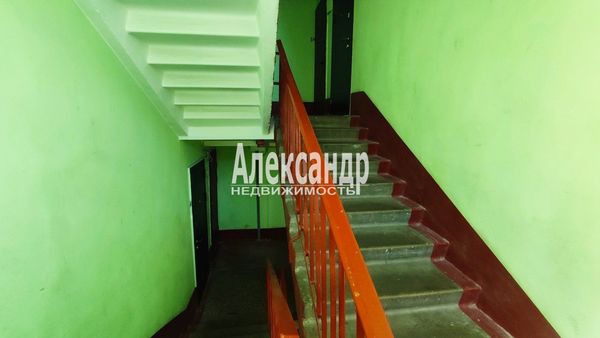 Продам однокомнатную (1-комн.) квартиру, Маяковского ул, 5, Кировск г