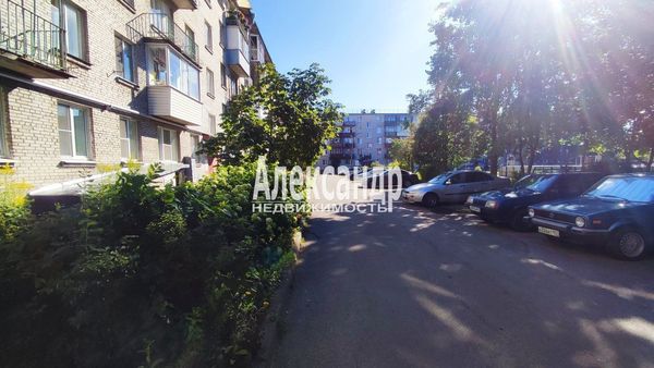 Продам однокомнатную (1-комн.) квартиру, Маяковского ул, 5, Кировск г