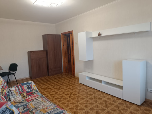 Сдам однокомнатную (1-комн.) квартиру, Куйбышева ул, 4, Симферополь г