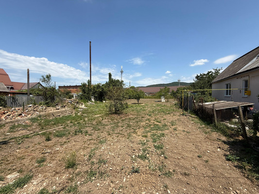 Продам участок 11 соток, ИЖС, Калинина ул, 99, Апшеронск г, 0 км от города