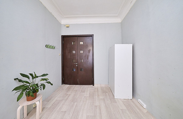Продам комнату в 5-комн. квартире, Марата ул, 50, Санкт-Петербург г