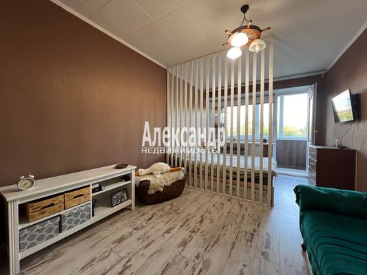 Продам однокомнатную (1-комн.) квартиру, Связи ул, 8, Всеволожск г