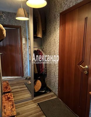 Продам однокомнатную (1-комн.) квартиру, Связи ул, 8, Всеволожск г