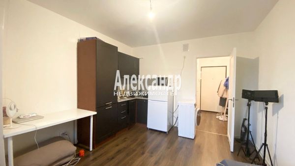 Продам однокомнатную (1-комн.) квартиру, Большевиков пр-кт, 68к1, Санкт-Петербург г