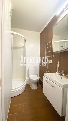 Продам однокомнатную (1-комн.) квартиру, Большевиков пр-кт, 68к1, Санкт-Петербург г