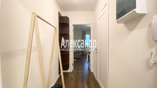 Продам однокомнатную (1-комн.) квартиру, Большевиков пр-кт, 68к1, Санкт-Петербург г
