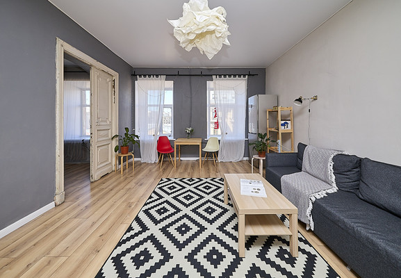 Продам 2-комн. в 5-комн. квартире, Марата ул, 50А, Санкт-Петербург г
