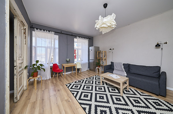 Продам 2-комн. в 5-комн. квартире, Марата ул, 50А, Санкт-Петербург г