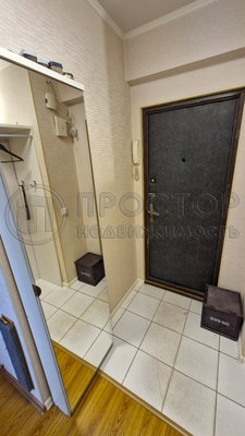 Продам двухкомнатную (2-комн.) квартиру, Сталеваров ул, 18к2, Москва г