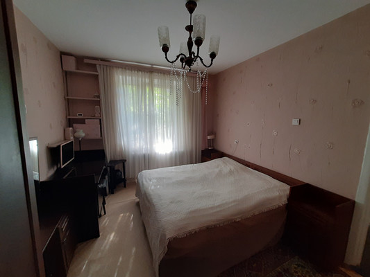 Продам двухкомнатную (2-комн.) квартиру, Балаклавская ул, 45, Симферополь г