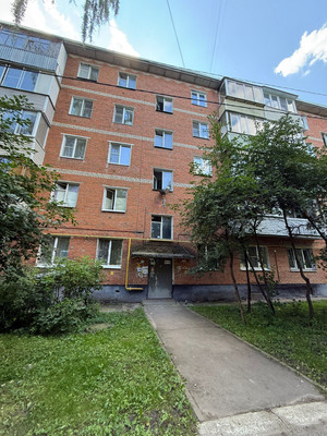 Продам однокомнатную (1-комн.) квартиру, 50 лет Октября (Климовск мкр.) пр-кт, 28, Подольск г