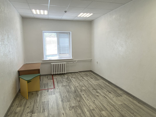 Продам коммерческое помещение 902,9 м2, Есенина ул, 116к1, Рязань г