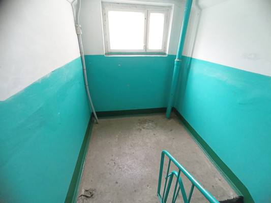 Продам трехкомнатную (3-комн.) квартиру, Д мкр, 31, Новомичуринск г