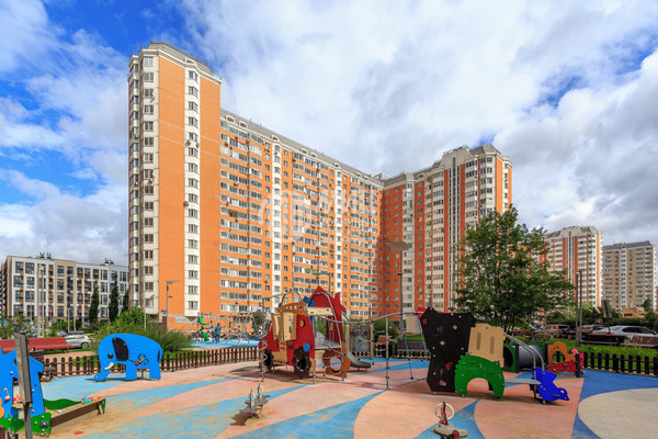 Продам трехкомнатную (3-комн.) квартиру, Бориса Пастернака ул, 29к1, Внуковское п